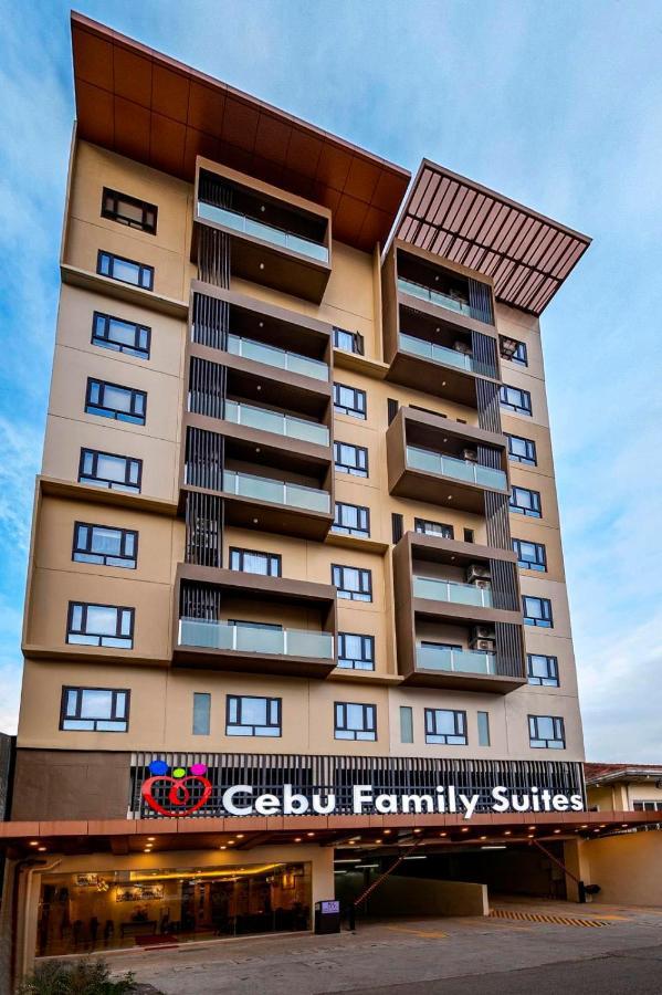 Cebu Family Suites Powered By Cocotel Luaran gambar
